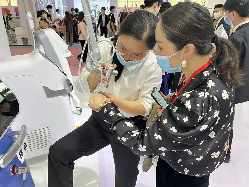Yag laser trial.jpg