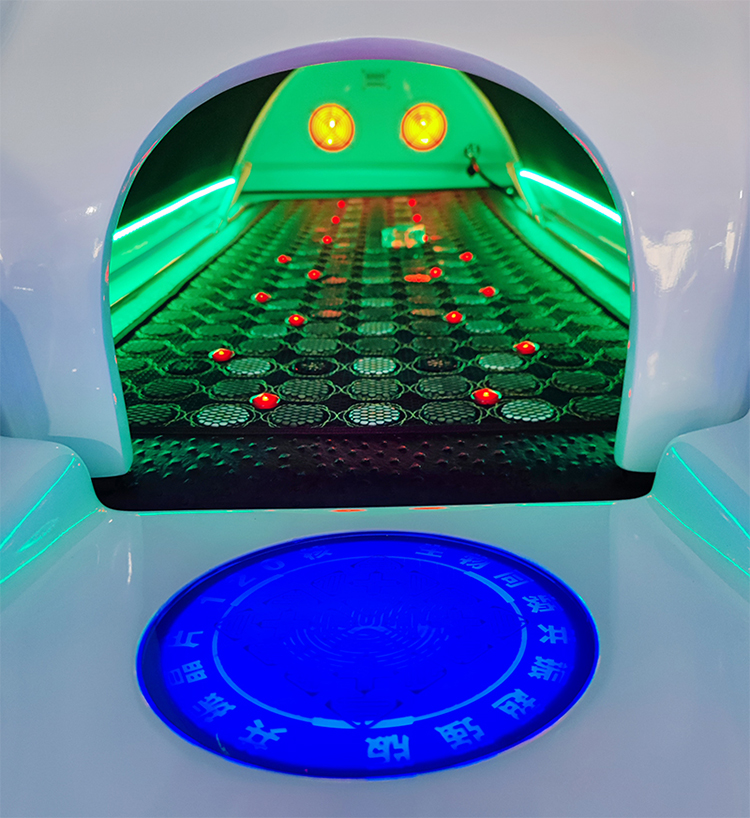 sauna-capsule-inner.jpg
